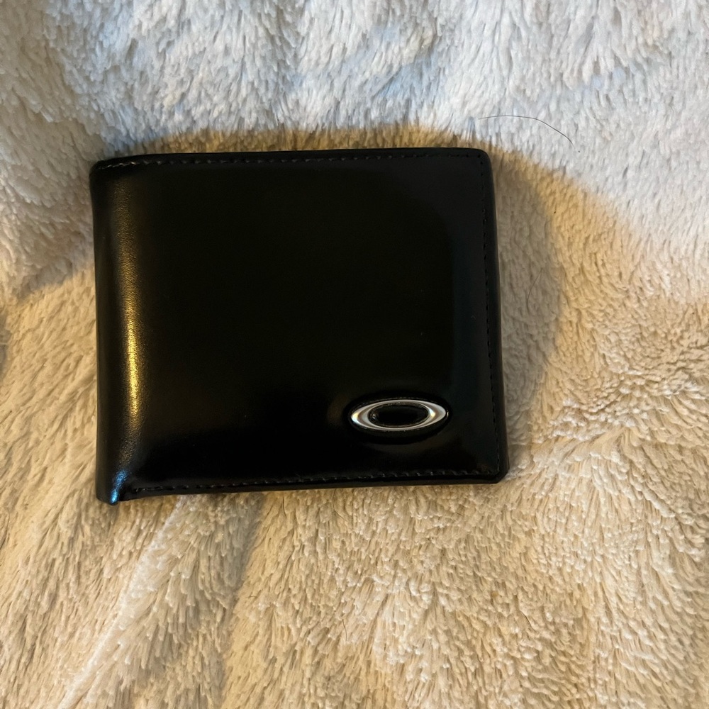 Oakley Leather Bi-fold Wallet Brand New Black With Logo